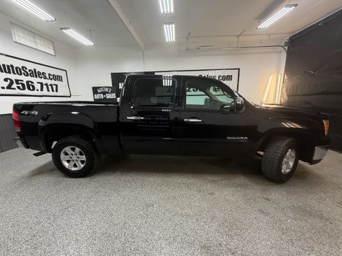 Used 2013 GMC Sierra 1500 SLE AWD/4WD image 2