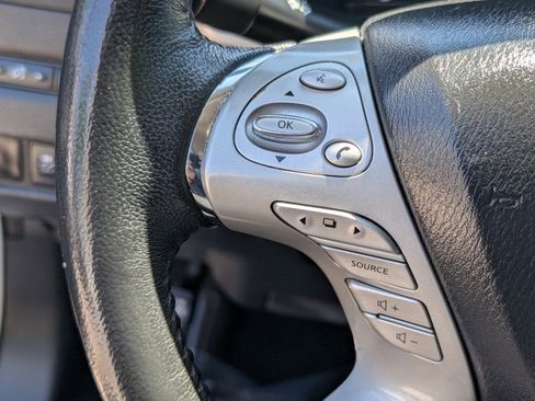 Used 2018 Nissan Murano SV FWD image 31
