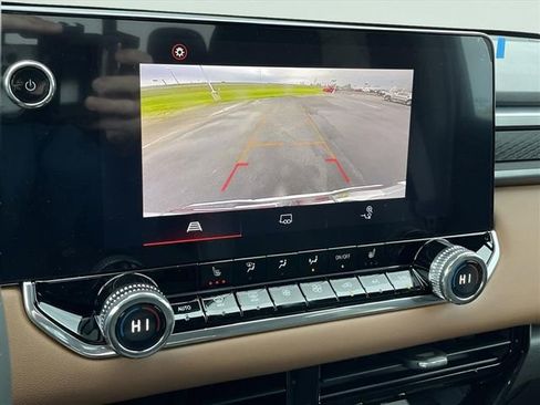 Certified 2024 GMC Canyon AT4 w/ Canyon Safety Plus Package AWD/4WD image 15