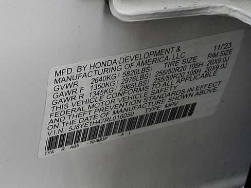 Used 2024 Acura MDX w/ Technology Package AWD/4WD image 27