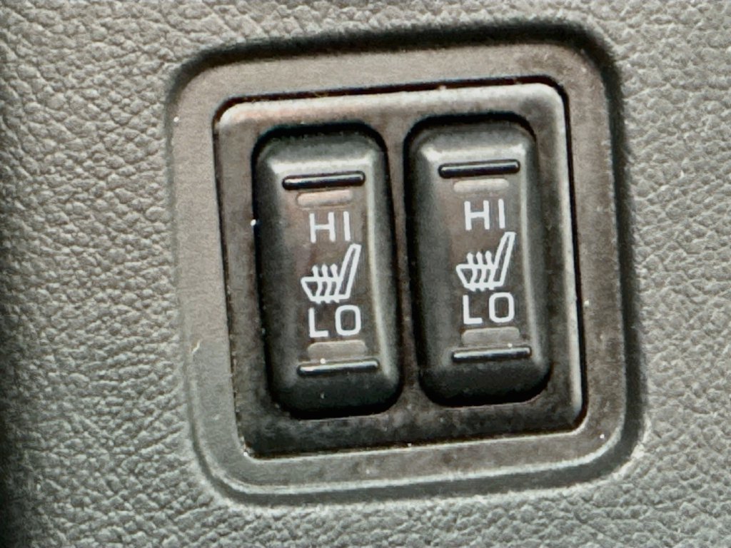 Used 2016 Mitsubishi Outlander AWD image 24