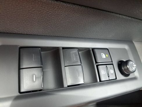 New 2026 Toyota Tundra SR5 w/ SR5 Convenience Package RWD image 16