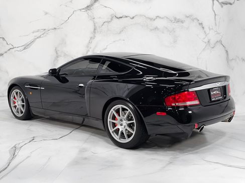 Used 2004 Aston Martin Vanquish RWD image 9