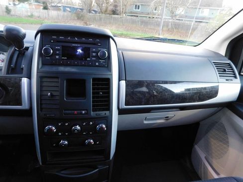 Used 2010 Dodge Grand Caravan SXT w/ Family Value Group image 10