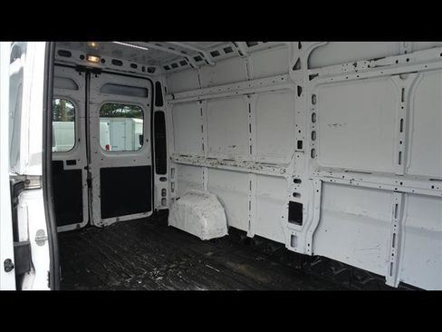 Used 2019 RAM ProMaster 2500 image 17