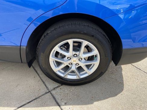 Used 2024 Chevrolet Equinox LS w/ LS Convenience Package FWD image 12