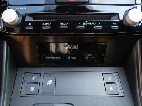 Certified 2022 Lexus IS 350 F Sport w/ Dynamic Handling Package image 27