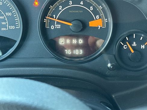 Used 2016 Jeep Patriot Sport image 25