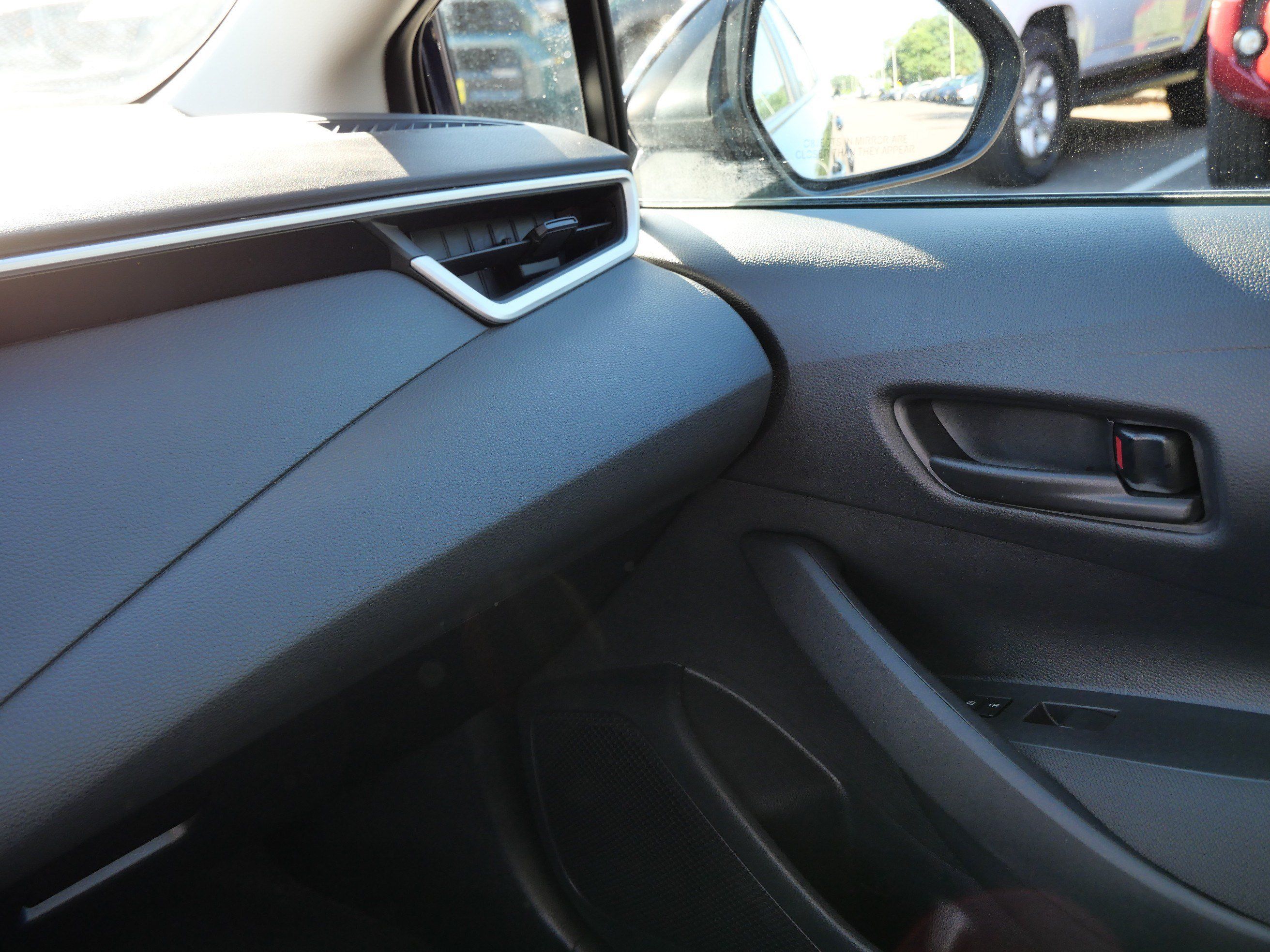 Certified 2025 Toyota Corolla LE FWD image 32