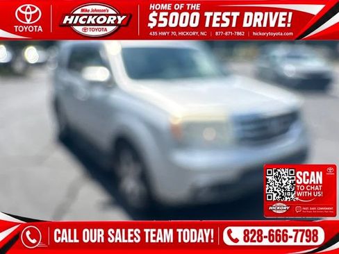 Used 2015 Honda Pilot Touring image 1