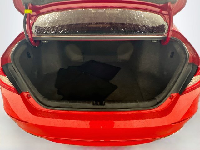 Used 2018 Honda Accord Sport image 29