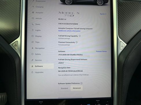 Used 2017 Tesla Model X 75D image 11