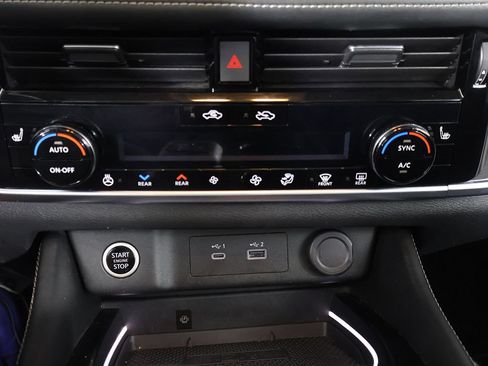 Used 2023 Nissan Rogue Platinum AWD/4WD image 53