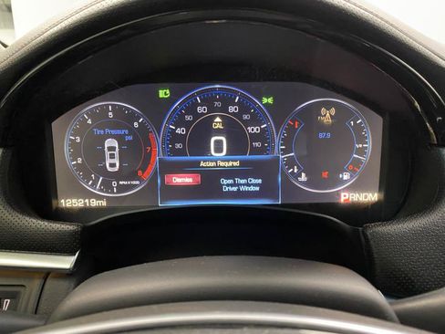 Used 2014 Cadillac XTS Premium FWD image 38