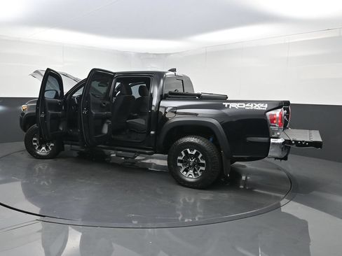 Used 2021 Toyota Tacoma TRD Off-Road AWD/4WD image 37