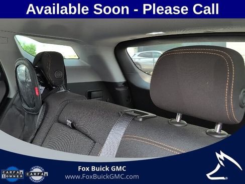 Used 2020 GMC Terrain SLE w/ Driver Convenience Package AWD/4WD image 9