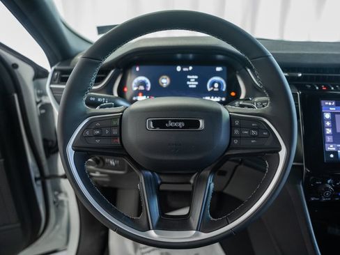New 2026 Jeep Grand Cherokee L Laredo AWD/4WD image 28
