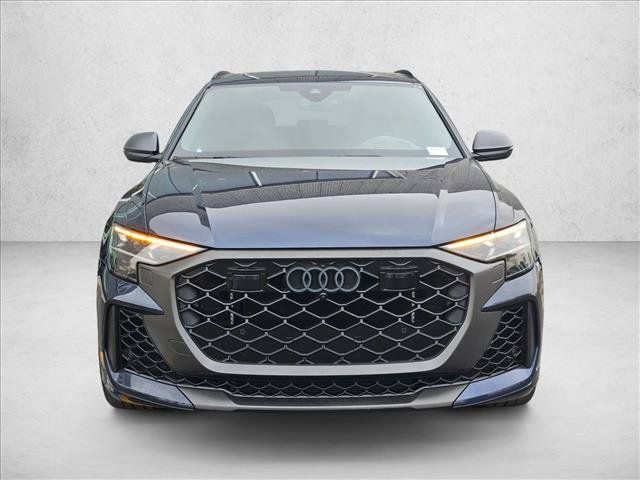 Used 2025 Audi RS Q8 performance AWD/4WD image 2