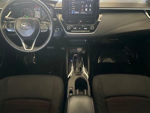 Used 2023 Toyota Corolla SE w/ SE Package image 13