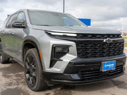 Used 2024 Chevrolet Traverse RS w/ LPO, Floor Liner Package image 4