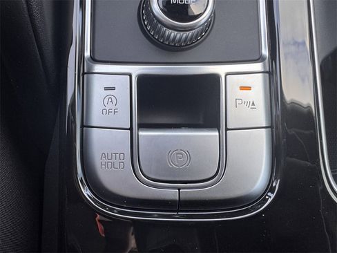 New 2025 Kia Telluride S image 23