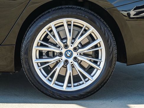 Used 2023 BMW 330e 330e w/ Driving Assistance Package image 11