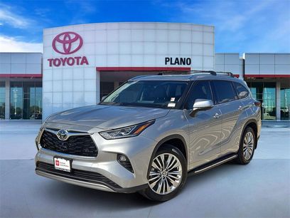 Certified 2025 Toyota Highlander Platinum