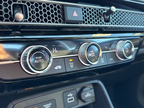 Used 2023 Honda Civic Sport image 30