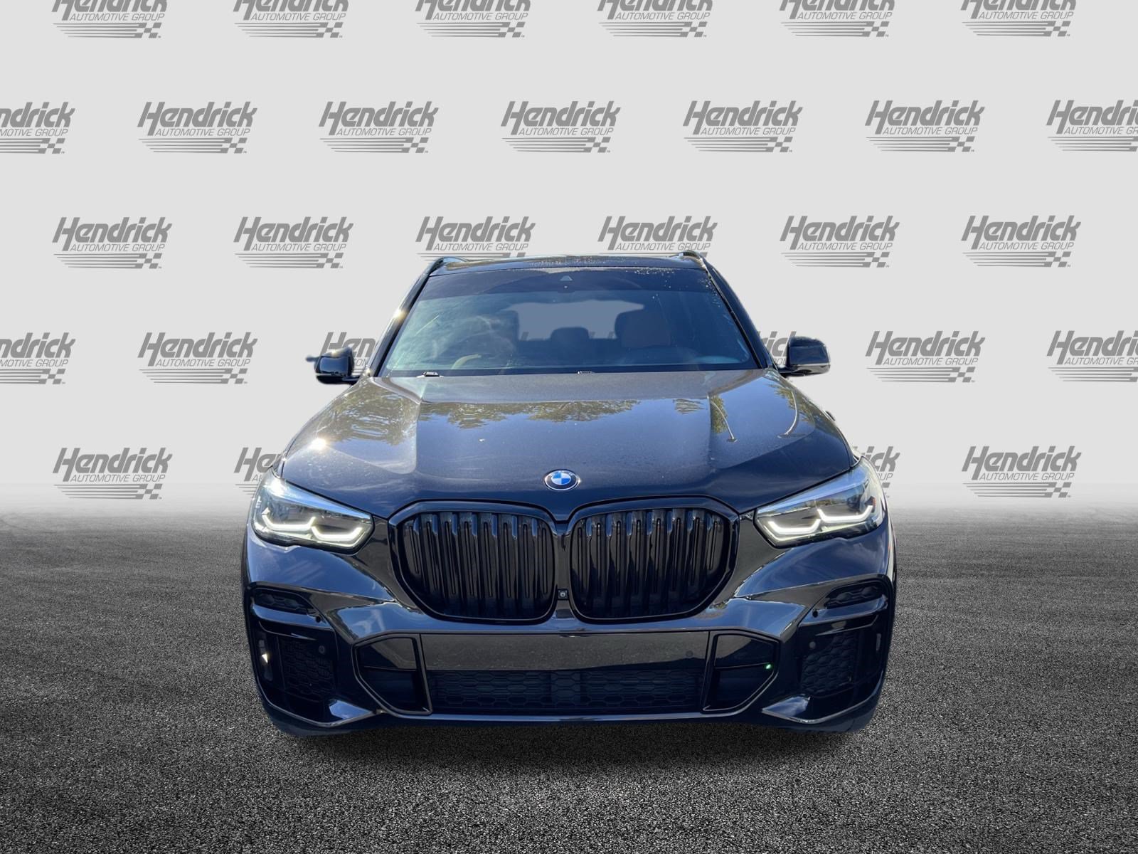 Used 2023 BMW X5 sDrive40i w/ M Sport Package RWD image 3