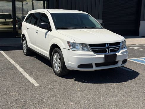 Used 2014 Dodge Journey American Value Package w/ Flexible Seating Group FWD image 10
