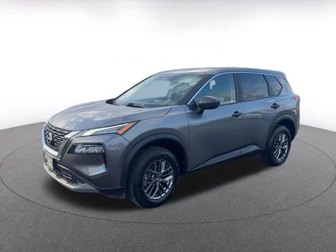 Used 2023 Nissan Rogue S image 8