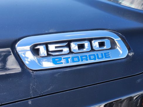 Used 2025 RAM 1500 Lone Star RWD image 13
