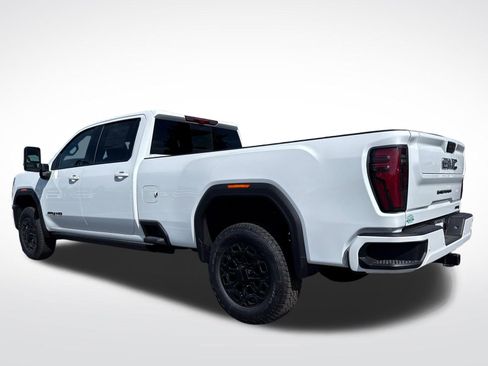 New 2026 GMC Sierra 3500 AT4 w/ AT4 Premium Plus Package AWD/4WD image 5