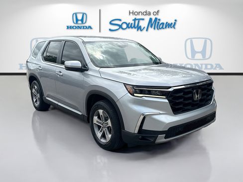 Certified 2024 Honda Pilot EX-L image 1