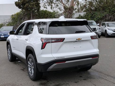 Used 2025 Chevrolet Equinox LT image 7