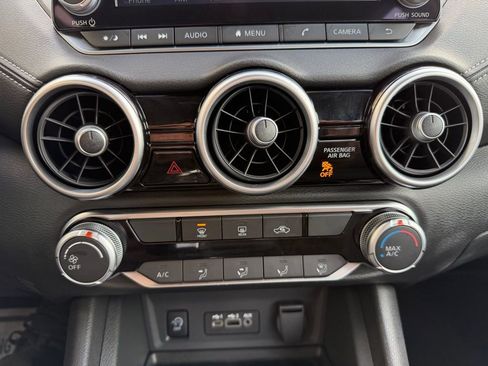 Used 2025 Nissan Sentra SV image 23