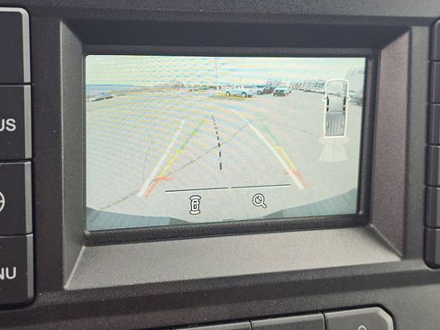 Certified 2017 Ford F250 XLT w/ XLT Value Package image 14