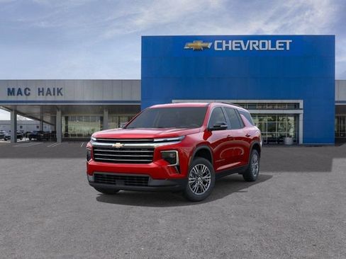 New 2026 Chevrolet Traverse LT w/ Driver Confidence Package FWD image 8