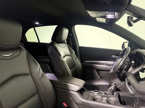 Used 2019 Cadillac XT4 Premium Luxury AWD/4WD image 25