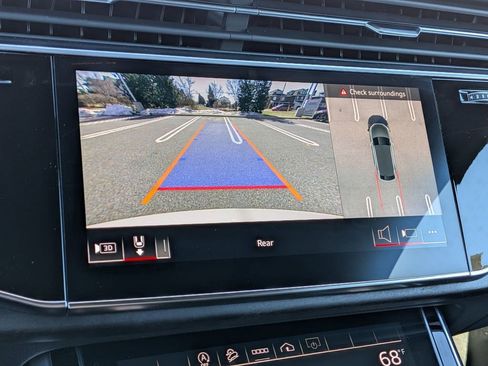 Certified 2023 Audi Q8 Premium Plus image 18