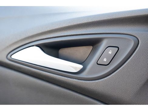 Used 2021 Buick Encore GX Preferred image 9