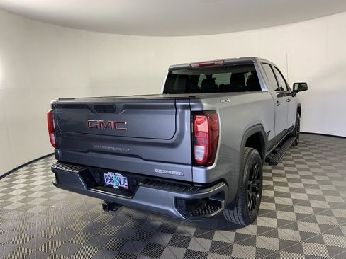 Used 2022 GMC Sierra 1500 Elevation image 3