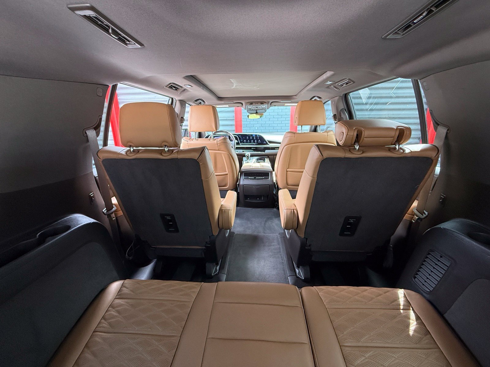 Used 2024 Cadillac Escalade ESV Sport AWD/4WD image 29