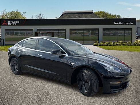 Used 2019 Tesla Model 3 Standard Range Plus image 7