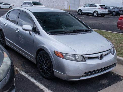 Used 2008 Honda Civic LX image 3