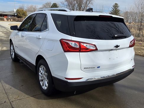 Used 2018 Chevrolet Equinox LT w/ Sun & Infotainment Package image 7