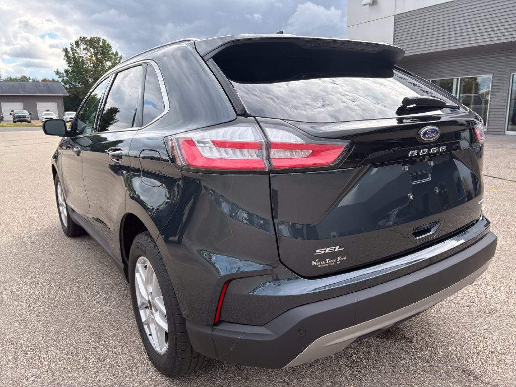Used 2024 Ford Edge SEL w/ Convenience Package AWD/4WD image 8