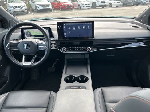 Used 2024 Honda Prologue Touring image 10