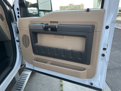 Used 2011 Ford F350 Lariat w/ Lariat Ultimate Pkg image 28