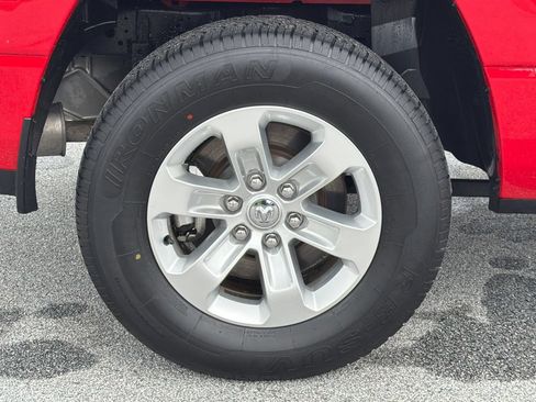 Used 2024 RAM 1500 Laramie RWD image 17